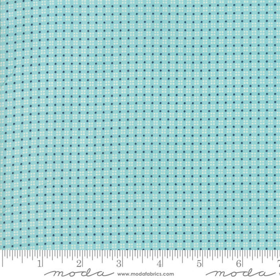 Moda Clover Hollow 37555 21 F6602 - The Fabric Bee