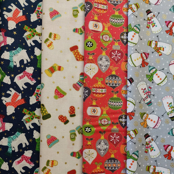 Makower UK Santa Express 4 Fat Quarter Pack A