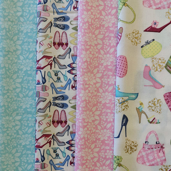 Boutique by Makower UK 4 Fat Quarter Pack