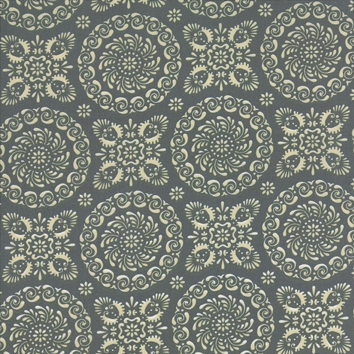 Moda Fabric Rambling Rose F4599 - The Fabric Bee